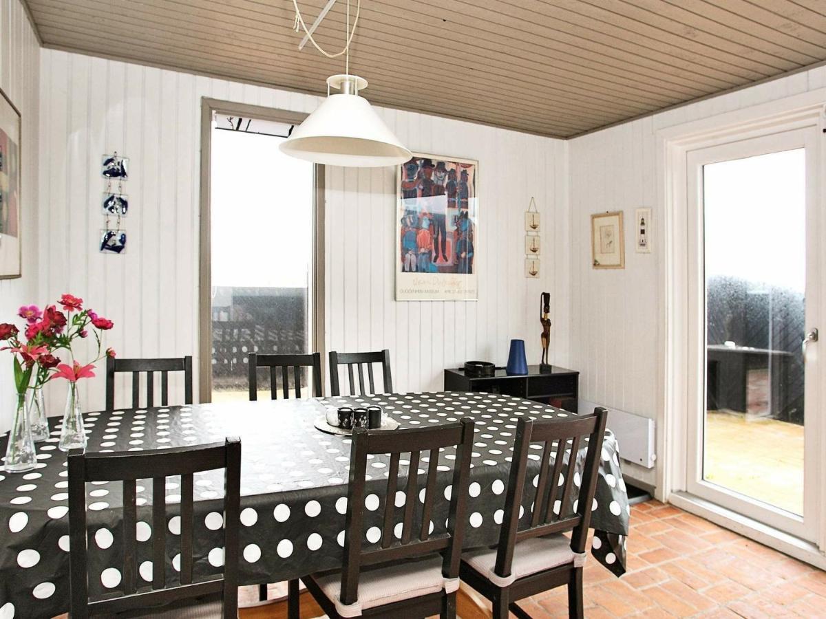 6 Person Holiday Home In Blokhus Phòng bức ảnh
